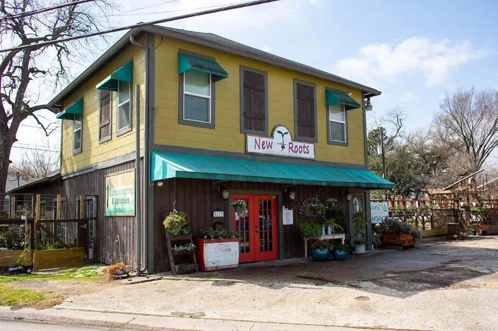 Expert lawn mowing service experts serving Houston, TX - New Roots Landscaping