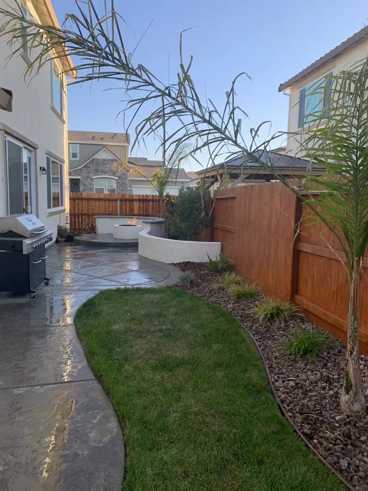 Affordable lawn care service for residential properties in Sacramento, CA by New Scapes