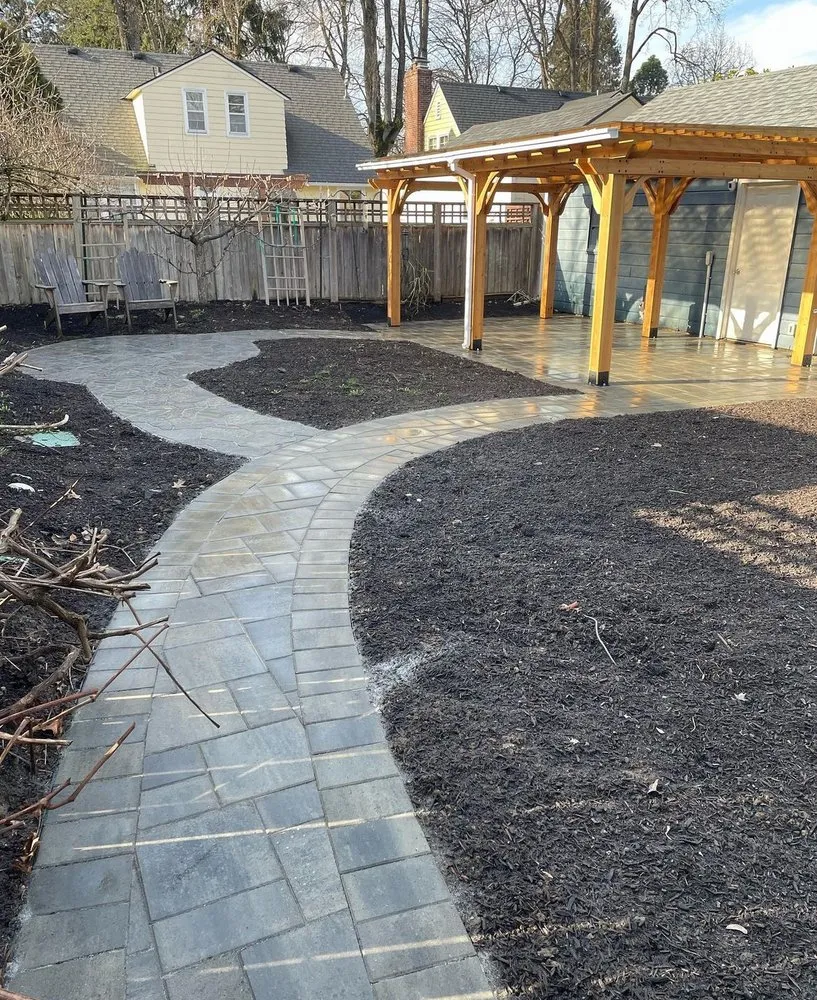 Custom lawn care service in Salem, OR by New Season Outdoor Living