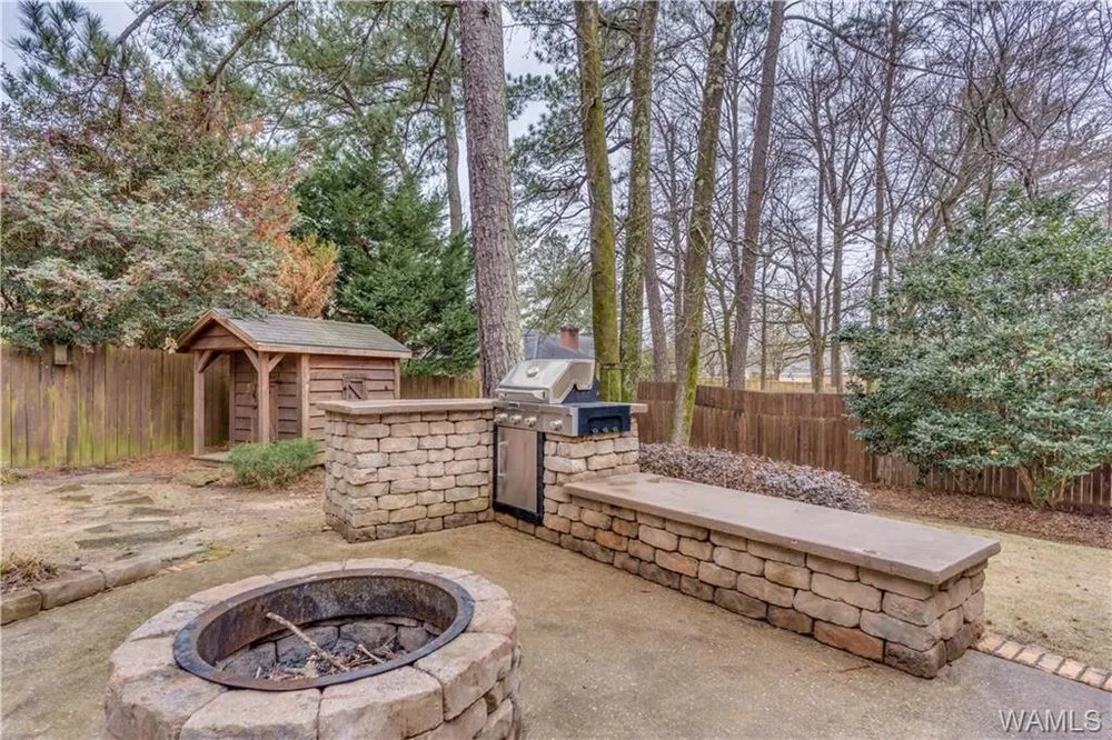 Custom yard cleanup service experts serving Tuscaloosa, AL - New South Home Solutions