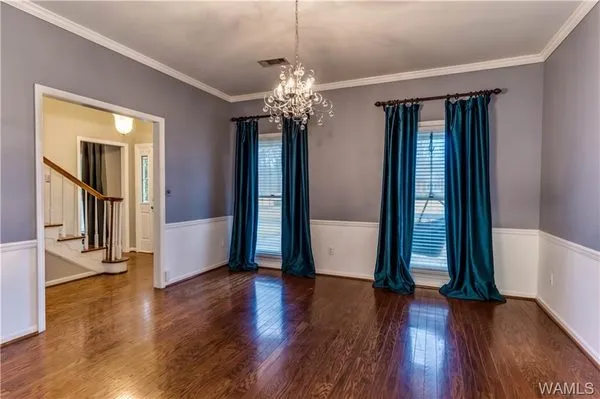 New South Home Solutions Logo