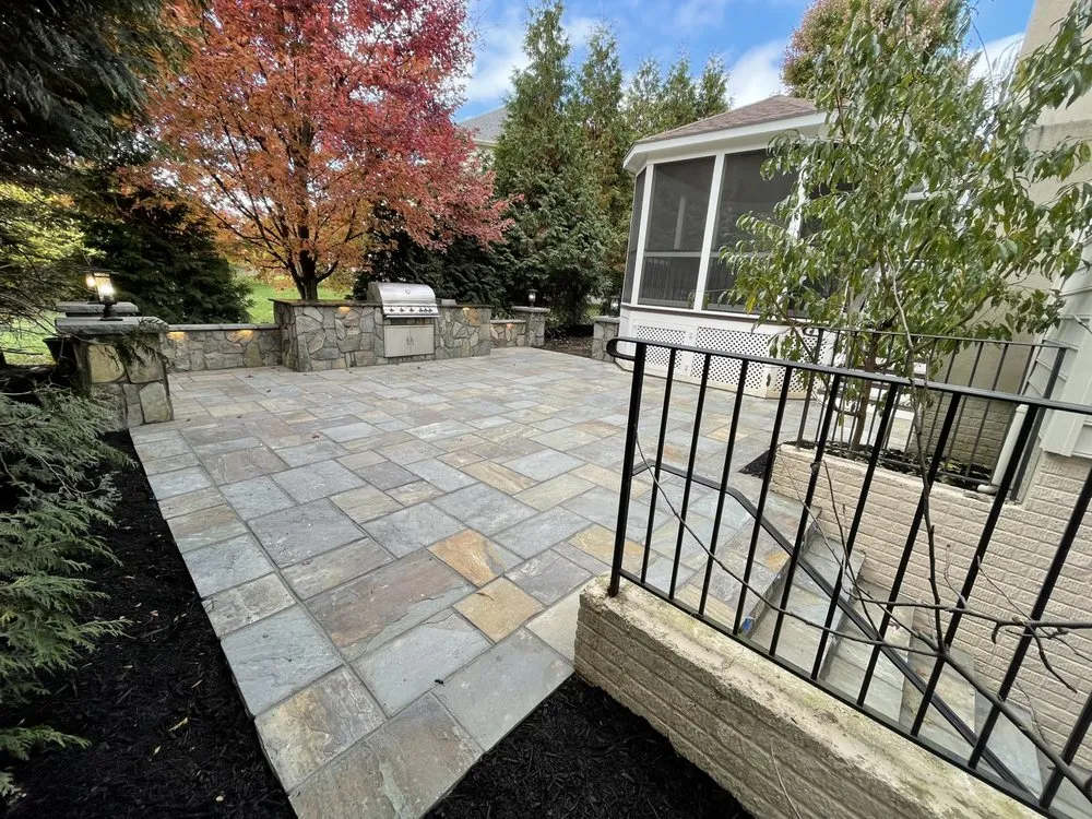 Top-rated garden landscaping in Herndon, VA - New Spring Lawn & Landscape