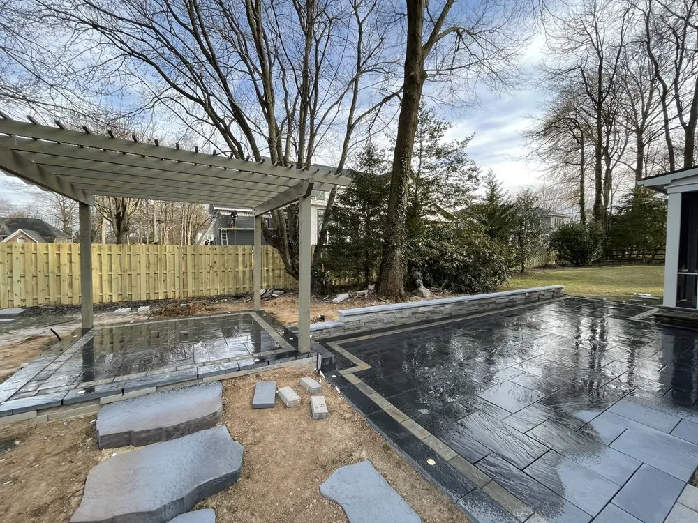 Reliable landscaping services experts serving Herndon, VA - New Spring Lawn & Landscape