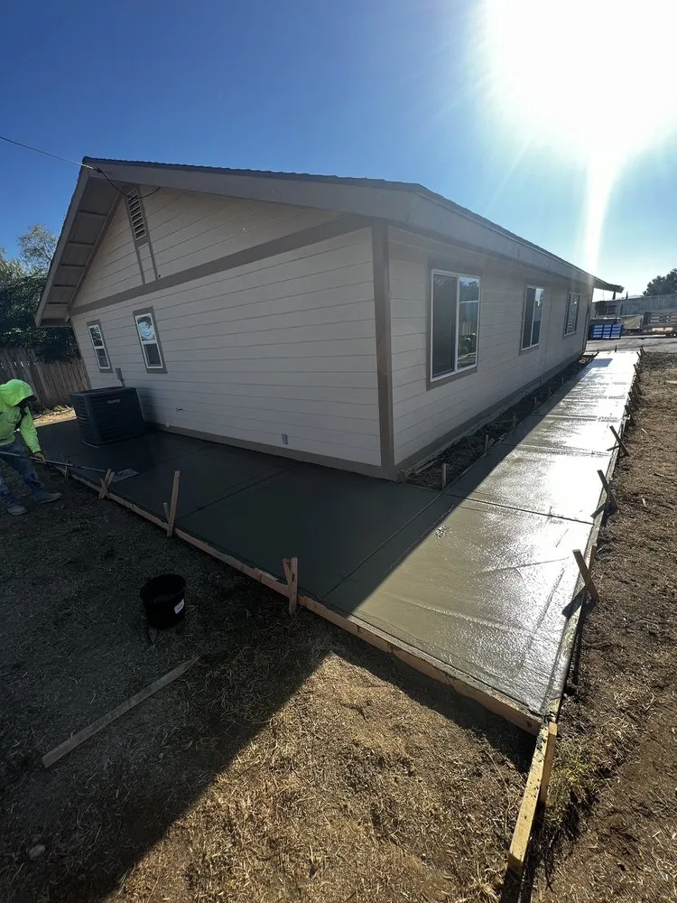 Expert landscape installation in San Fernando Valley, CA - New Style Landscaping