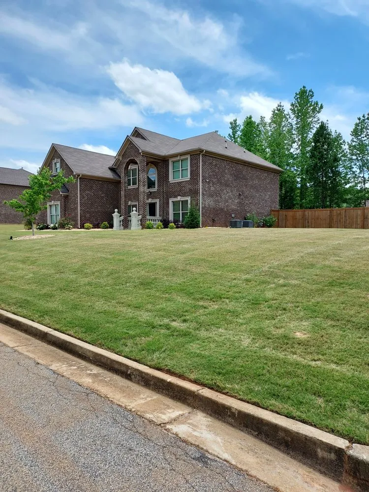 Trusted yard cleanup service near you in Conyers, GA by New Summer Landscapes