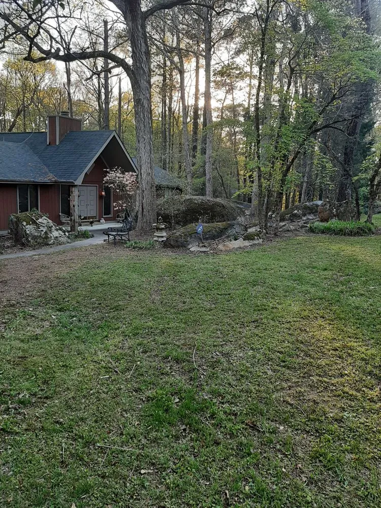 Custom yard maintenance in Conyers, GA - New Summer Landscapes