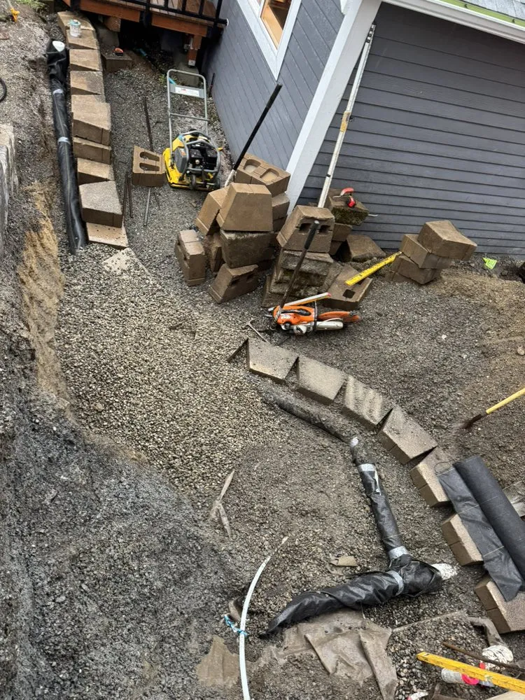 Custom yard maintenance for year-round maintenance across Bellingham, WA - New true Green Landscaping