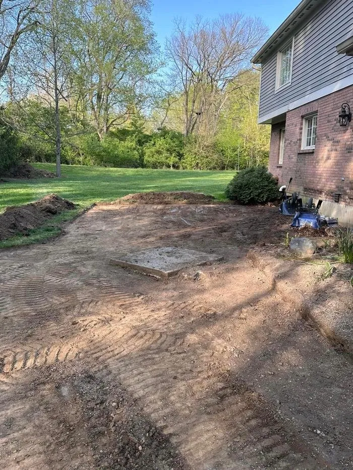 Professional yard maintenance experts serving Williamsburg, OH - New View Landscaping