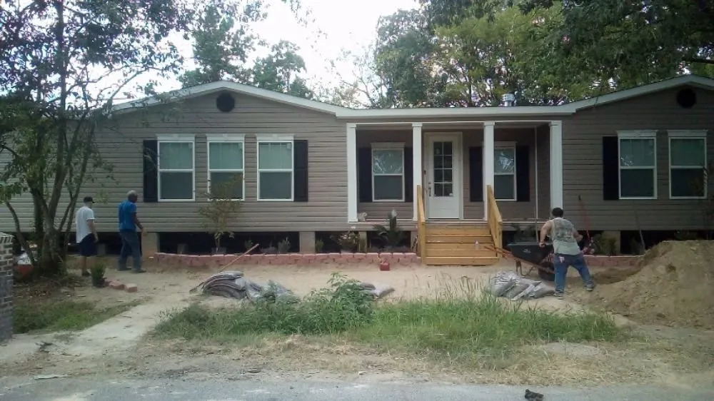 Professional lawn care service in West Monroe, LA by New Vision Lawn Care