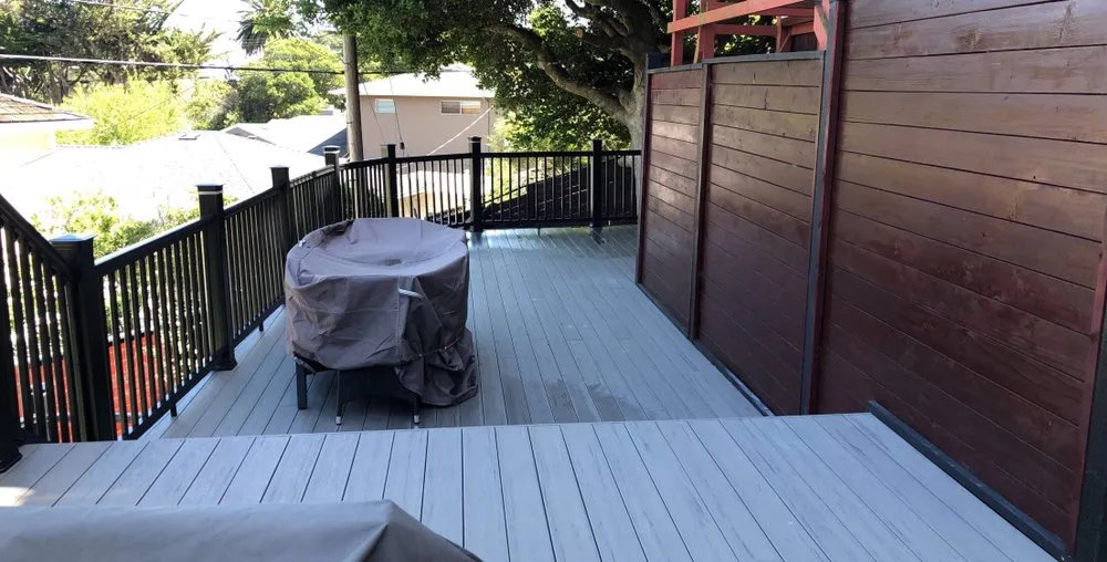 Reliable yard cleanup service in East Palo Alto, CA by New World Landscaping