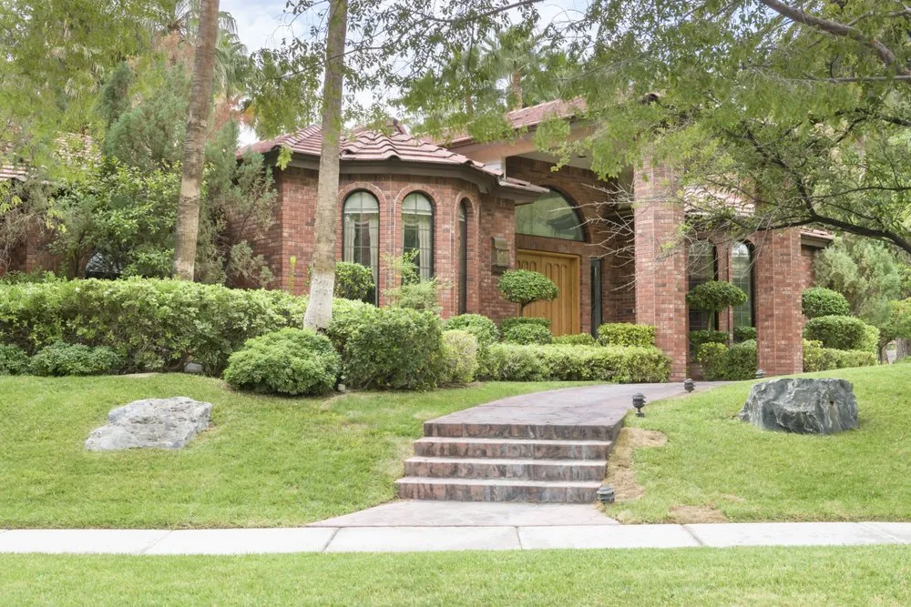 Top-rated lawn mowing service experts serving Stockbridge, GA - NewLife Lawn Care Services