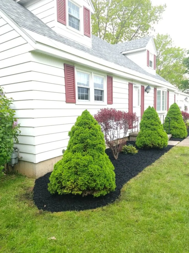 Local garden landscaping experts serving Westmoreland, NY - Newman Landscaping and Excavating