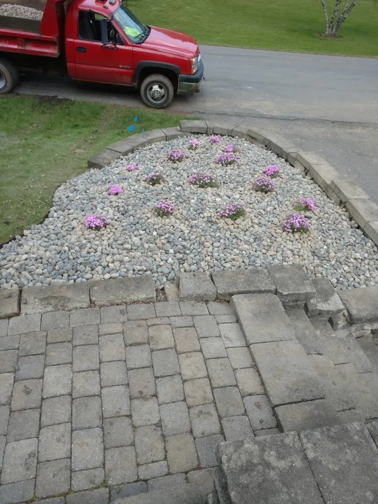 Custom yard maintenance in Westmoreland, NY - Newman Landscaping and Excavating