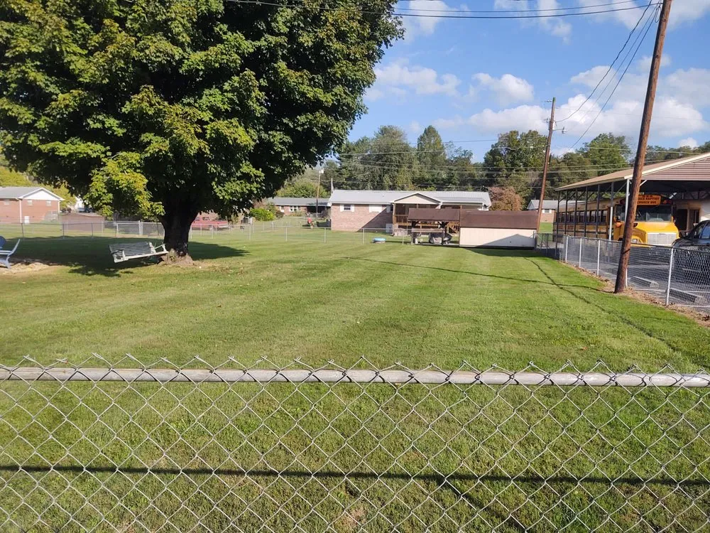 Custom yard cleanup service in Newport, TN - Newport Lawn and Landscaping