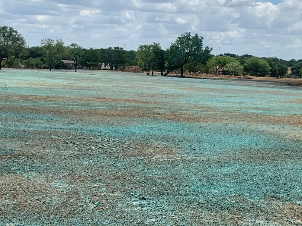 Top-rated yard cleanup service in Round Rock, TX - Newscape Outdoor Solutions