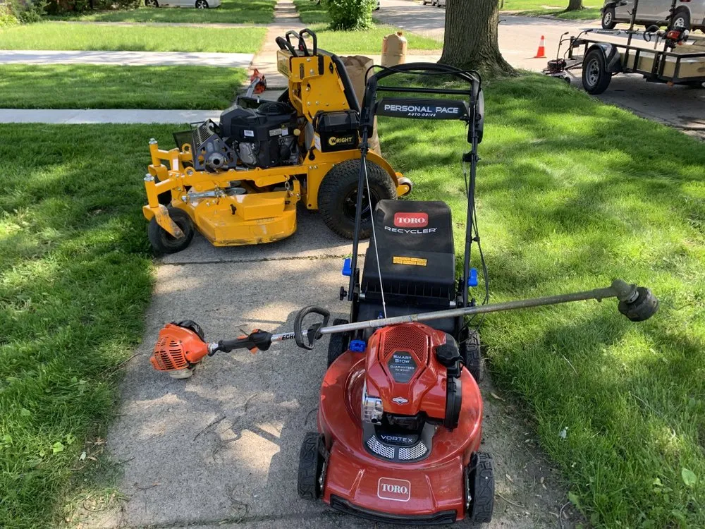 Expert yard maintenance in Calumet City, IL - Newson Lawn care solutions