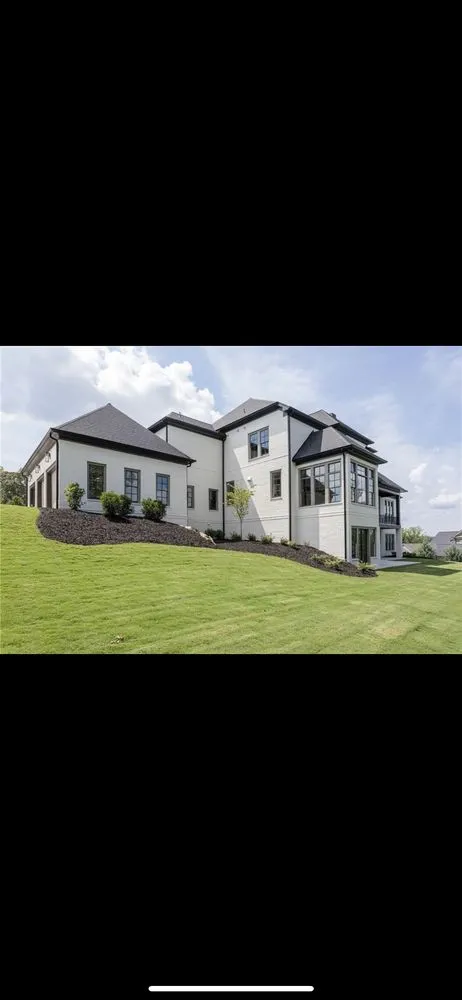 Reliable lawn care service in Suwanee, GA by NewSouth Landscapes