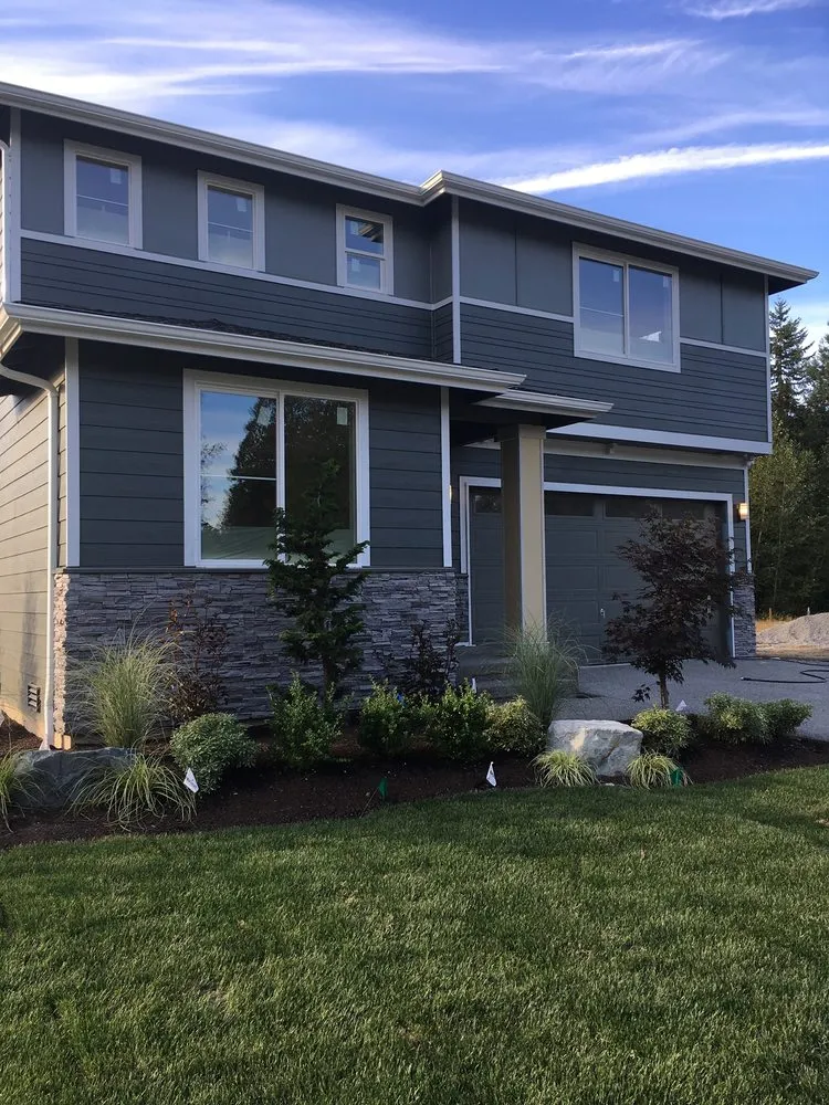 Reliable garden landscaping for homes in Everett, WA by Newspring