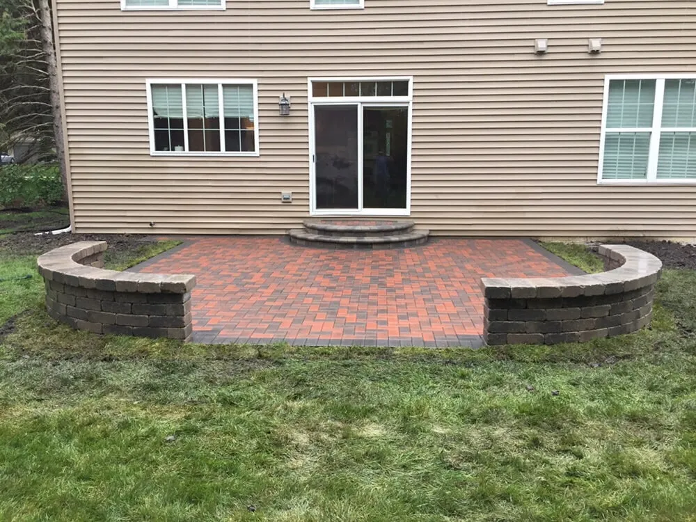 Local lawn mowing service in Streamwood, IL - Newstar Brick Paving & Concrete