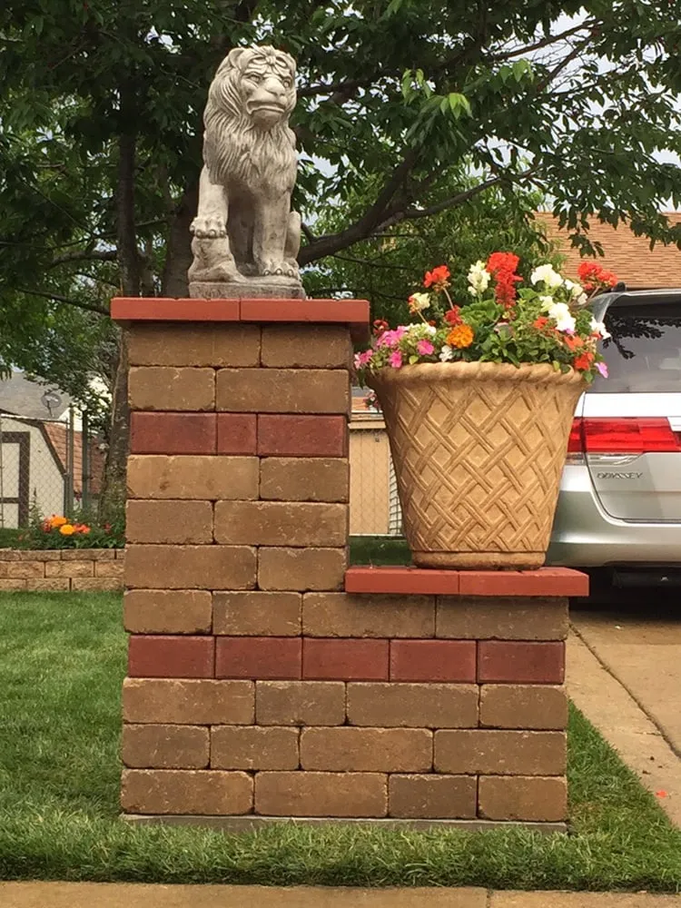 Affordable lawn care service for year-round maintenance across Streamwood, IL - Newstar Brick Paving & Concrete