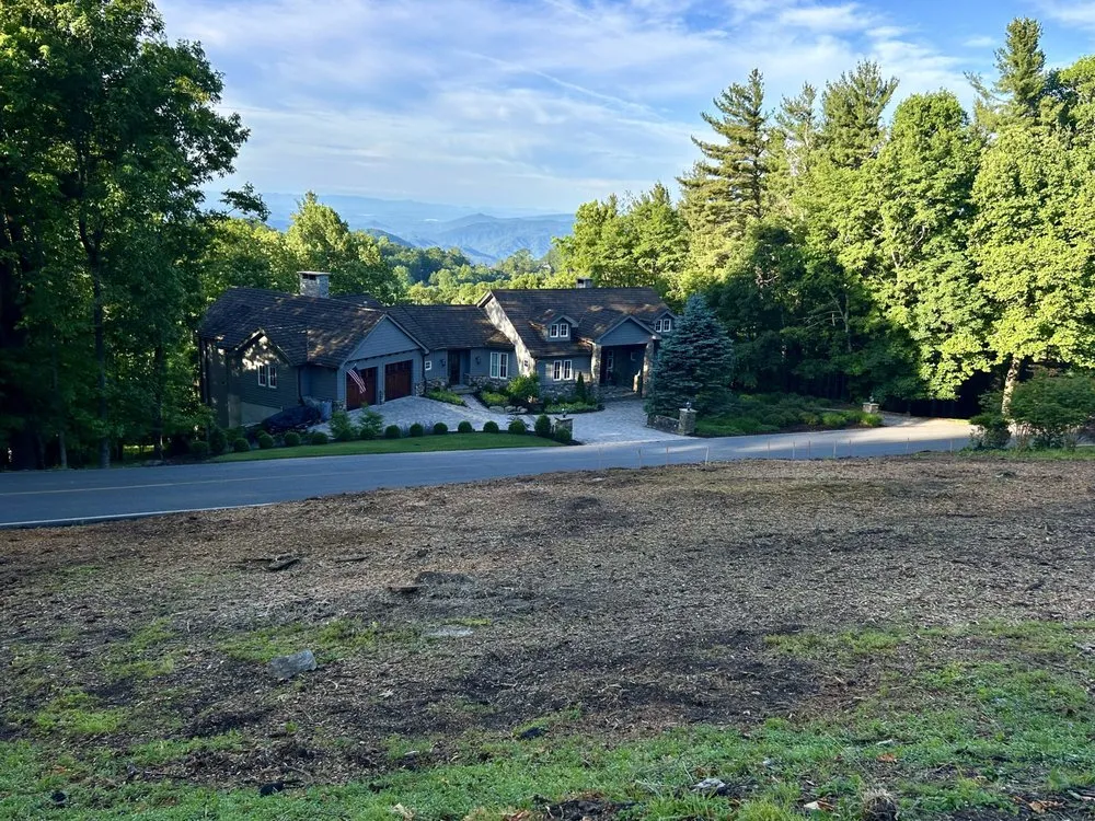 Trusted yard maintenance in Hickory, NC by Newton Stump Grinding