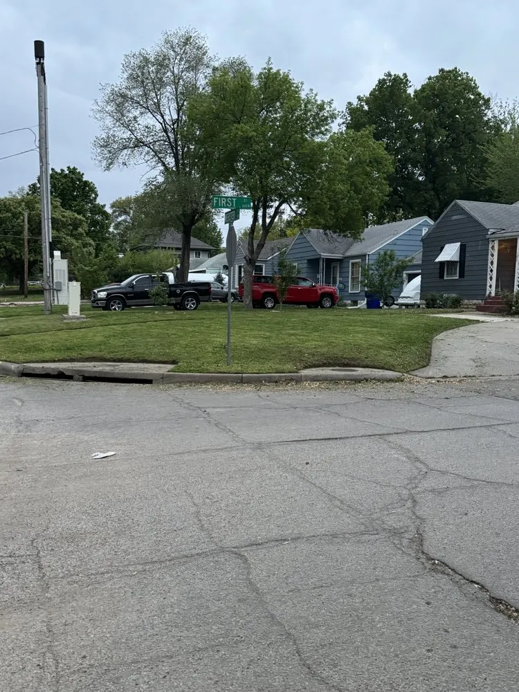 Expert garden landscaping in Junction City, KS by Next Level Handyman and Lawn Service