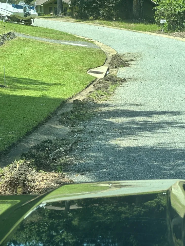 Top-rated lawn mowing service in Spanish Fort, AL by Next Level Lawn Care