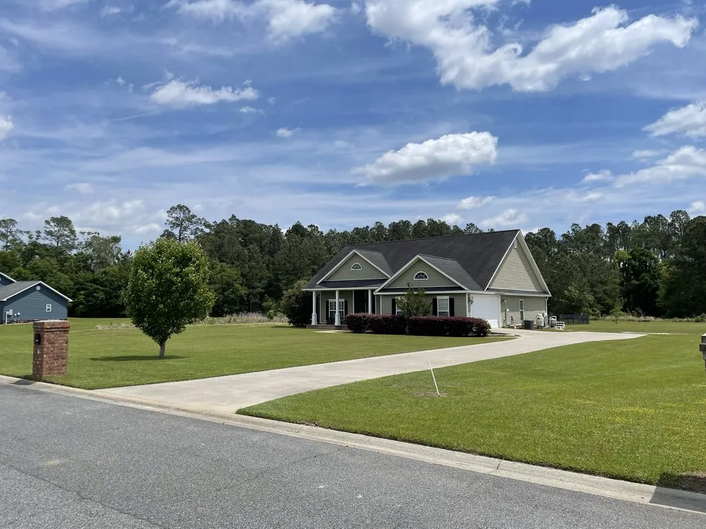 Custom lawn mowing service experts serving Blackshear, GA - Next Level Lawns