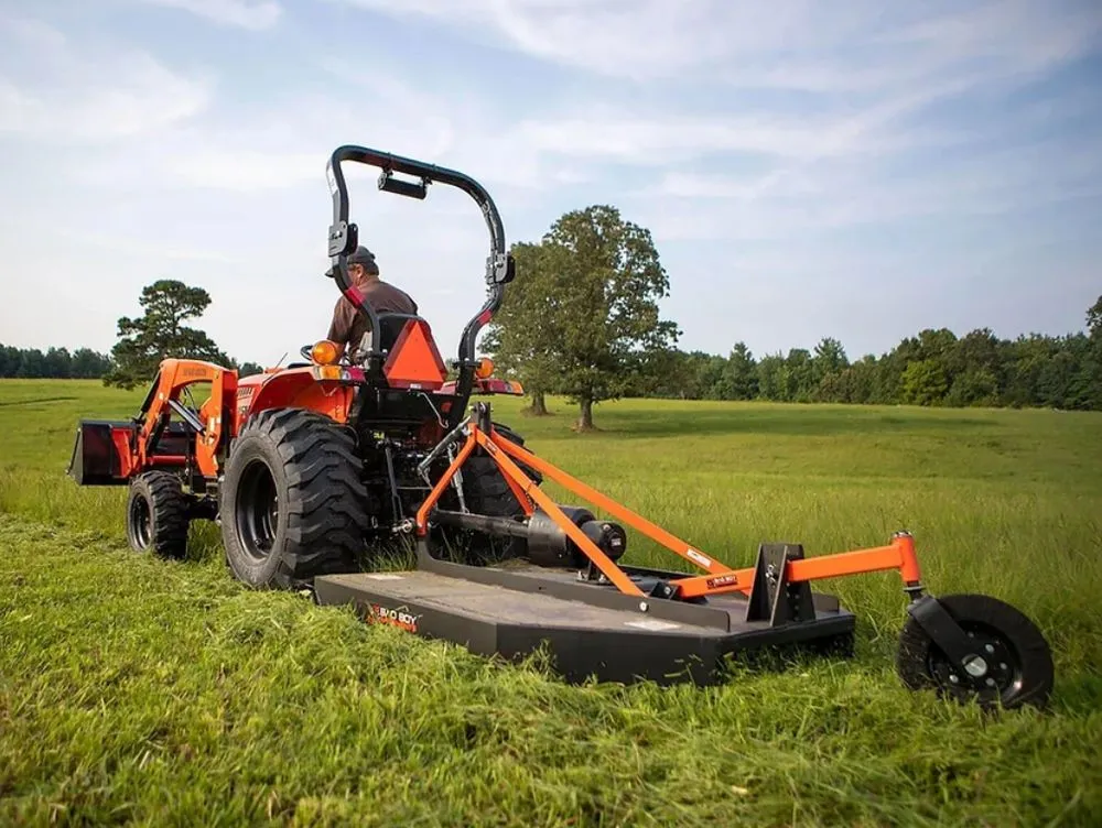 Reliable lawn care service for year-round maintenance across Sun City, FL - Next Tevel Tractor Services