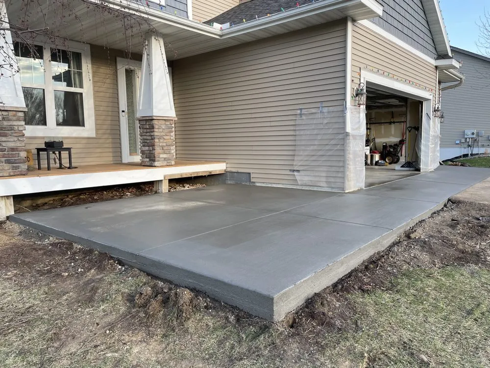 Top-rated lawn mowing service experts serving Savage, MN - Nextgen Outdoor Services