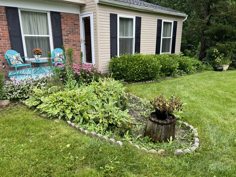 Top-rated garden landscaping in Flushing, MI by Nexus Landscape & Lawncare