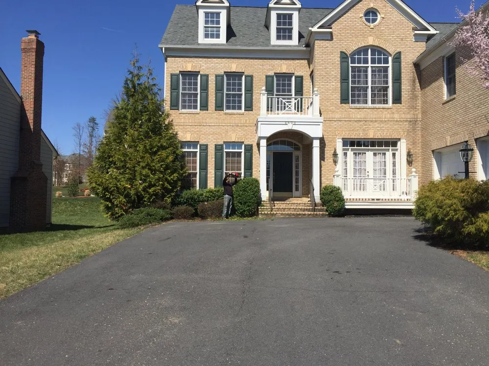 Top-rated garden landscaping experts serving Woodbridge, VA - NGT Lawn Care