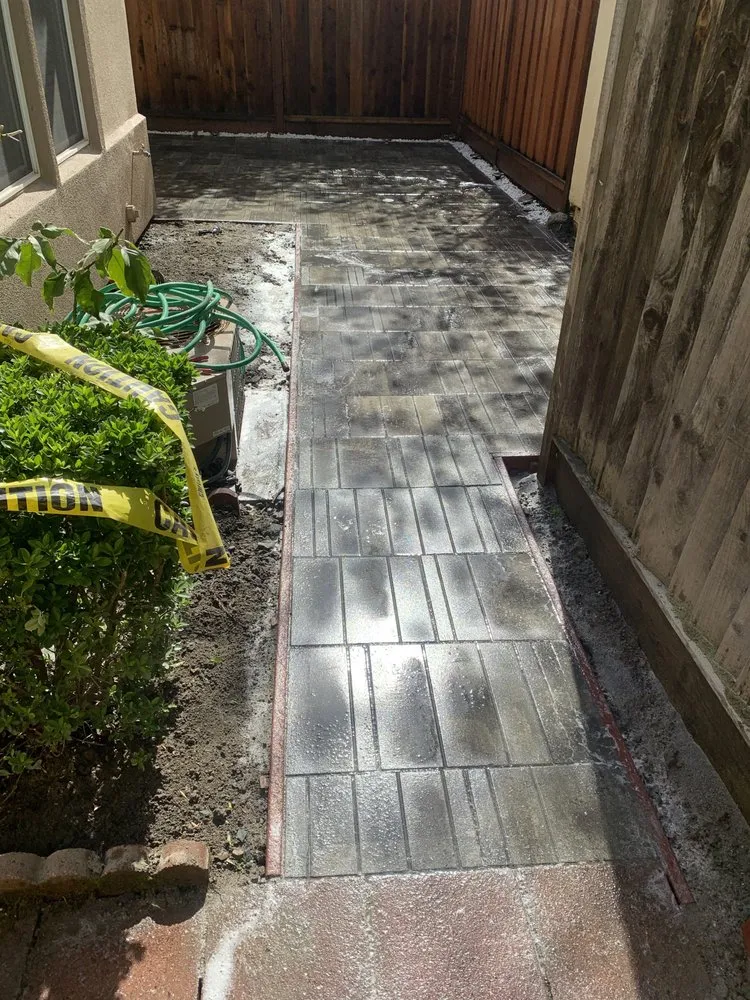 Custom garden landscaping in Concord, CA by Nicasio’s Landscaping