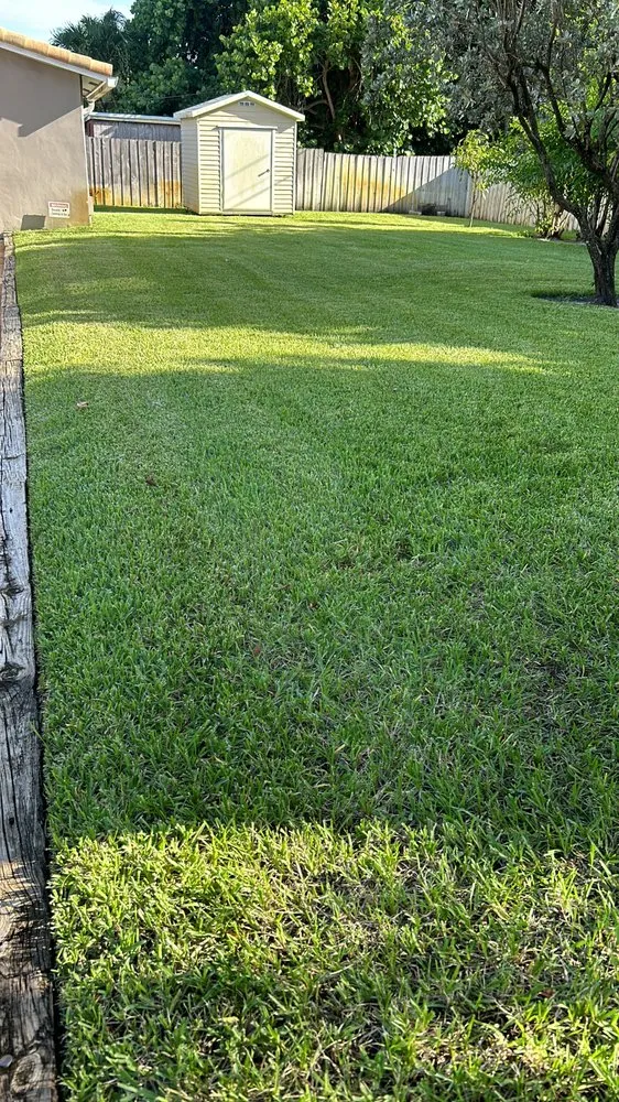 Professional garden landscaping experts serving Lauderdale, FL - Nice & Clean Maintenance