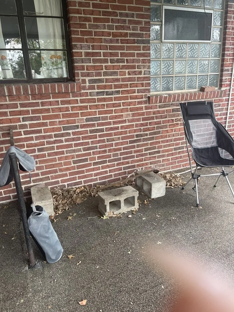 Trusted yard cleanup service for homes across St. Louis, MO - Nice Touch Lawn Care