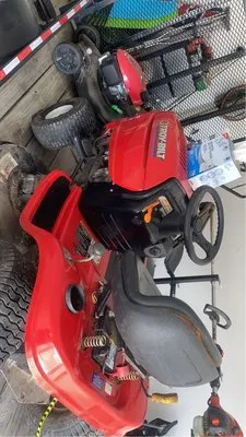 Nichols Lawn Services Logo