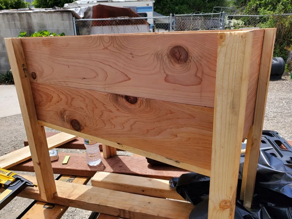 Affordable yard cleanup service experts serving Los Angeles, CA - Nick House Gardening