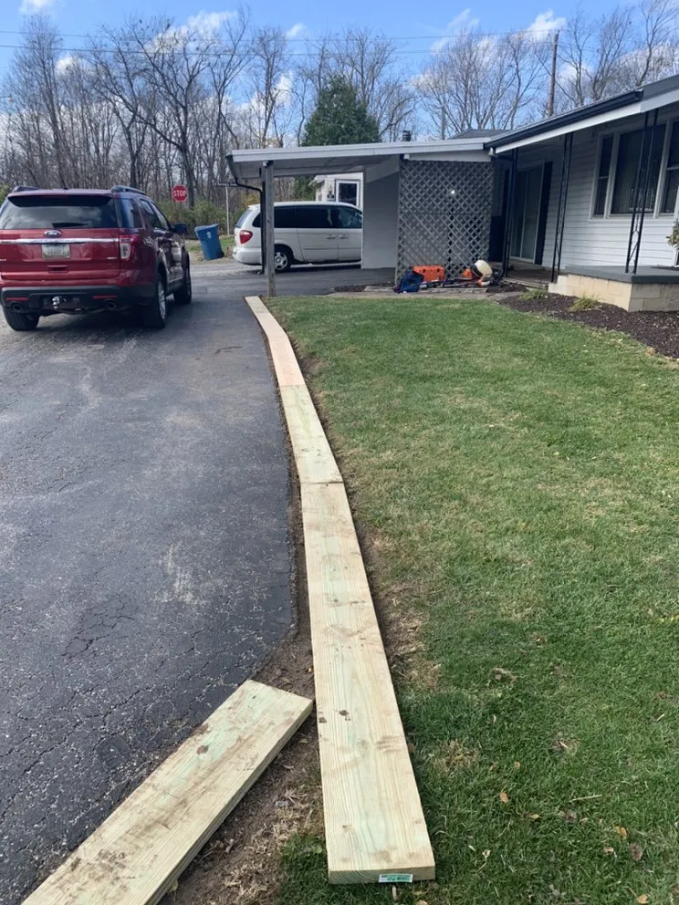 Trusted yard cleanup service for residential properties across Marion, IN - Nick Yeakle