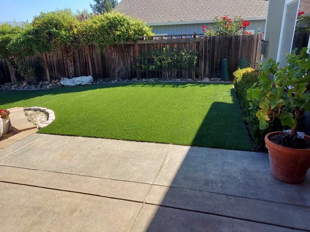 Custom lawn care service experts serving Ukiah, CA - Nickel Creek Landscape & Design