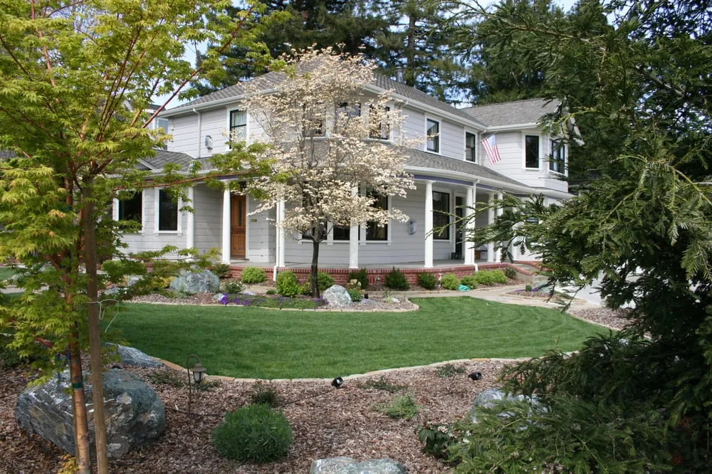 Top-rated landscape installation with custom design in Ukiah, CA by Nickel Creek Landscape & Design