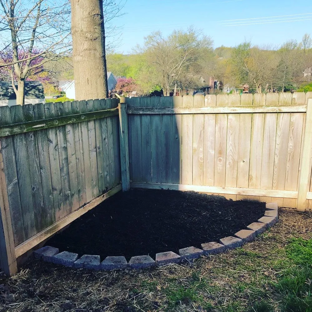 Custom yard cleanup service experts serving Sedalia, MO - Nickels Lawn Care