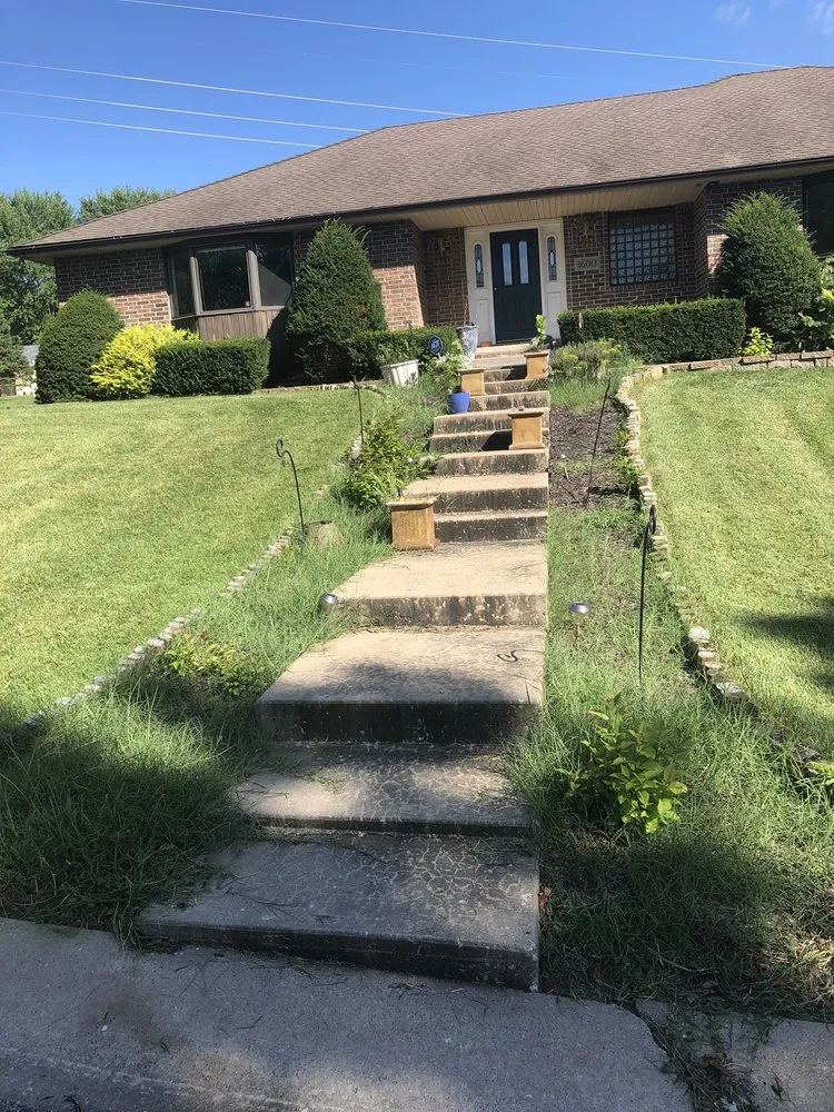 Professional residential landscaping for beautiful yards in Sedalia, MO by Nickels Lawn Care