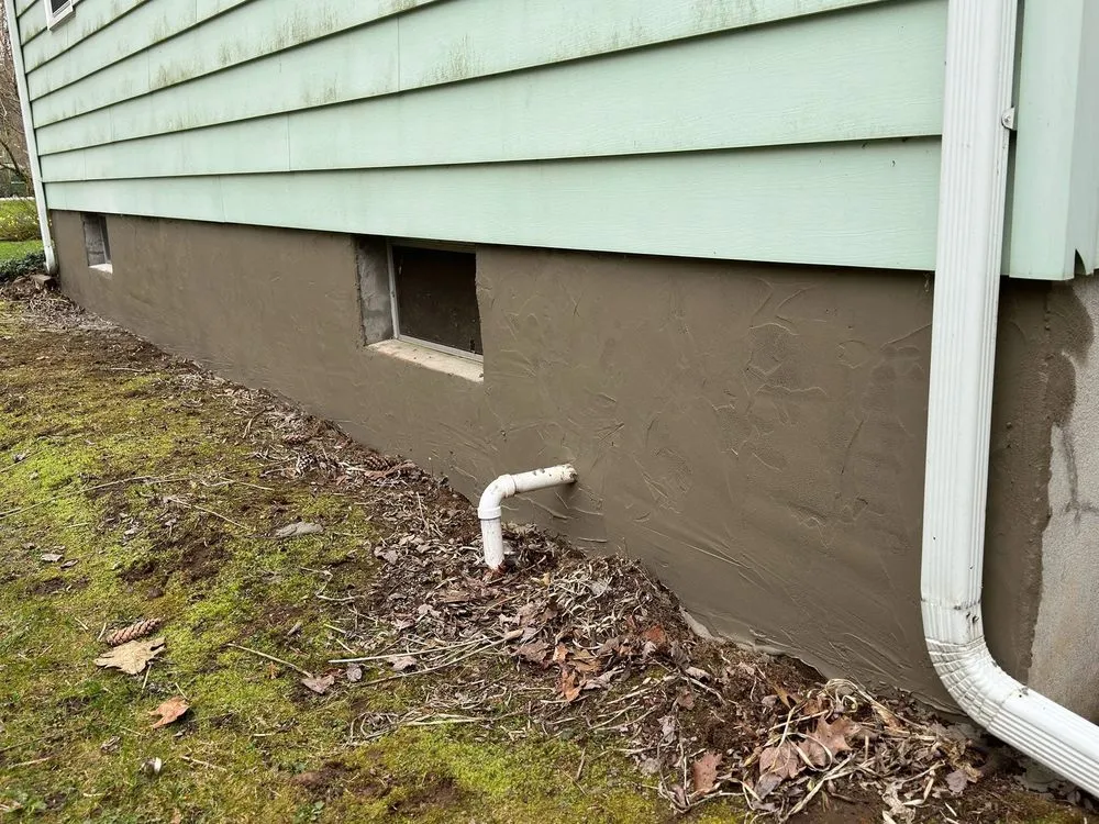 Local yard cleanup service for year-round maintenance in Bridgeport, NY by Nickerson Masonry