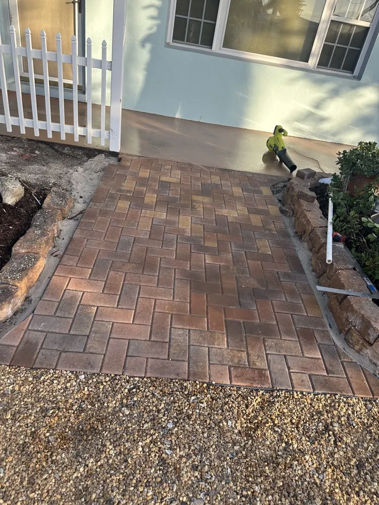 Custom yard cleanup service for residential properties in St. Petersburg, FL by Nicko Tree service And Landscaping