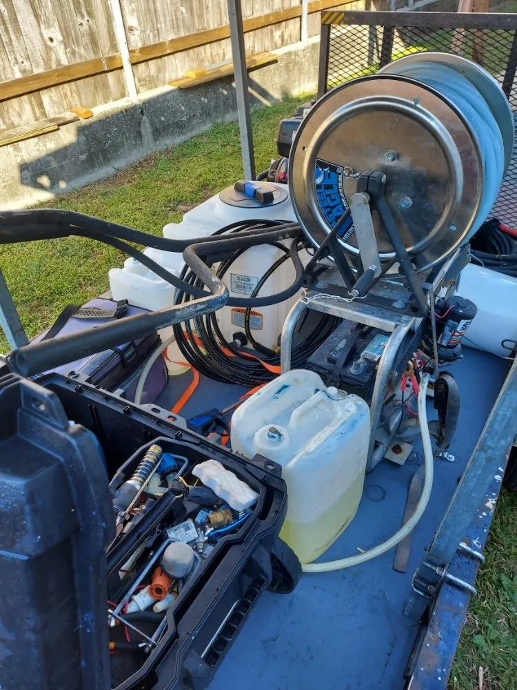 Affordable lawn mowing service experts serving Marrero, LA - Nick's Exterior Home Maintenance