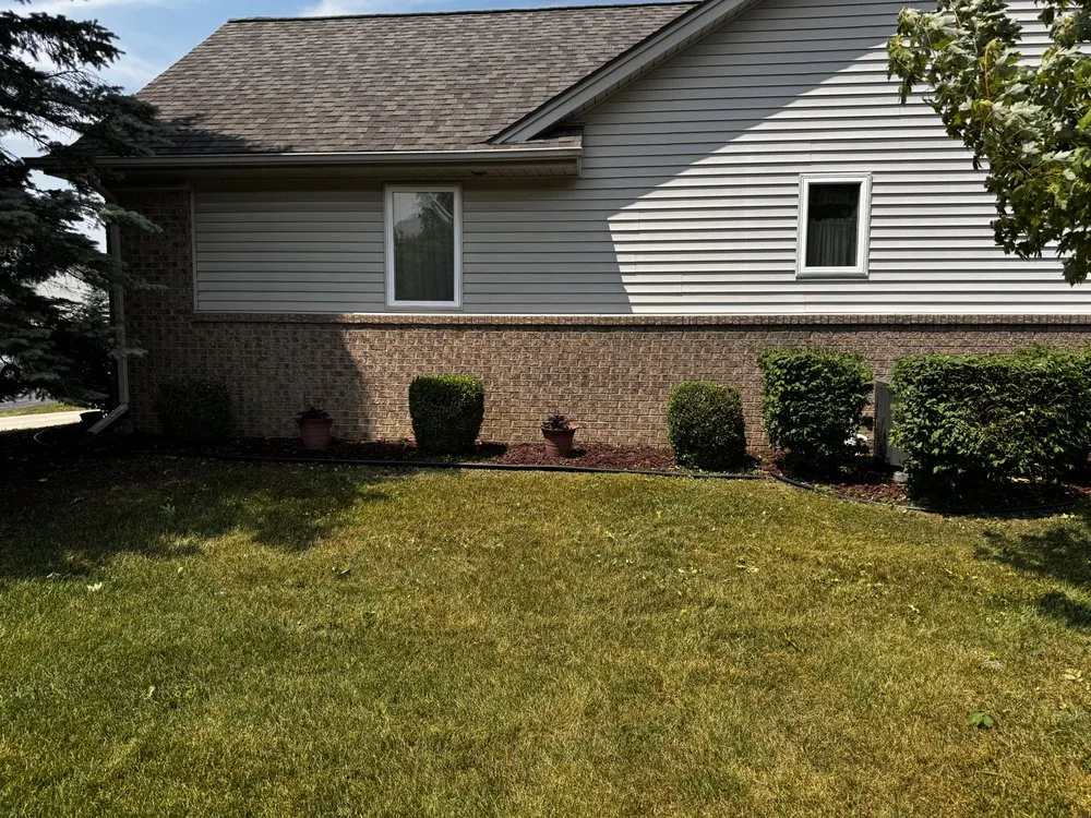 Reliable lawn care service in New Baltimore, MI - Nick’s Labor Service