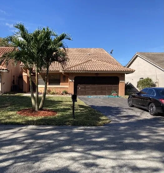 Custom residential landscaping in Pompano Beach, FL - Nick's Lawn & Nursery