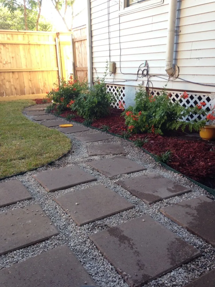 Affordable lawn mowing service experts serving New Orleans, LA - Nicks Lawn and Garden