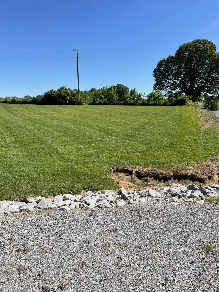 Top-rated landscape design in Gilbertsville, KY by Nicks Lawn Care