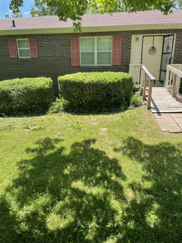Trusted lawn mowing service experts serving Gilbertsville, KY - Nicks Lawn Care